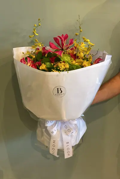 BOUQUET M MIX DE FLORES