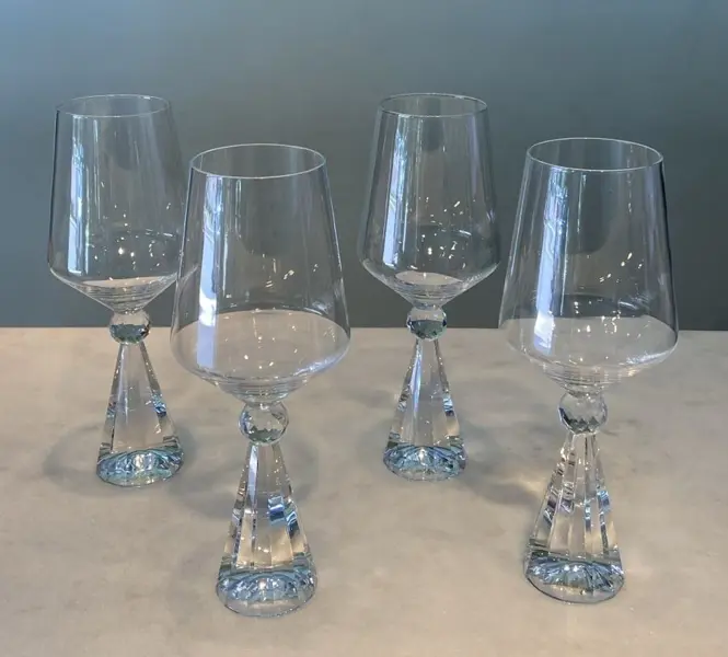 CONJUNTO DE TAÇAS CLEAR C. 1537 - 8 PEÇAS