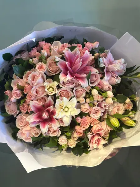 BOUQUET G COM MIX DE FLORES